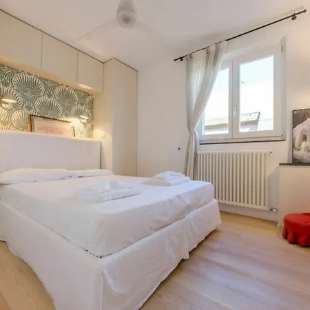 Joivy Sunny With Panoramic Terrace And Stunning View 아파트 *